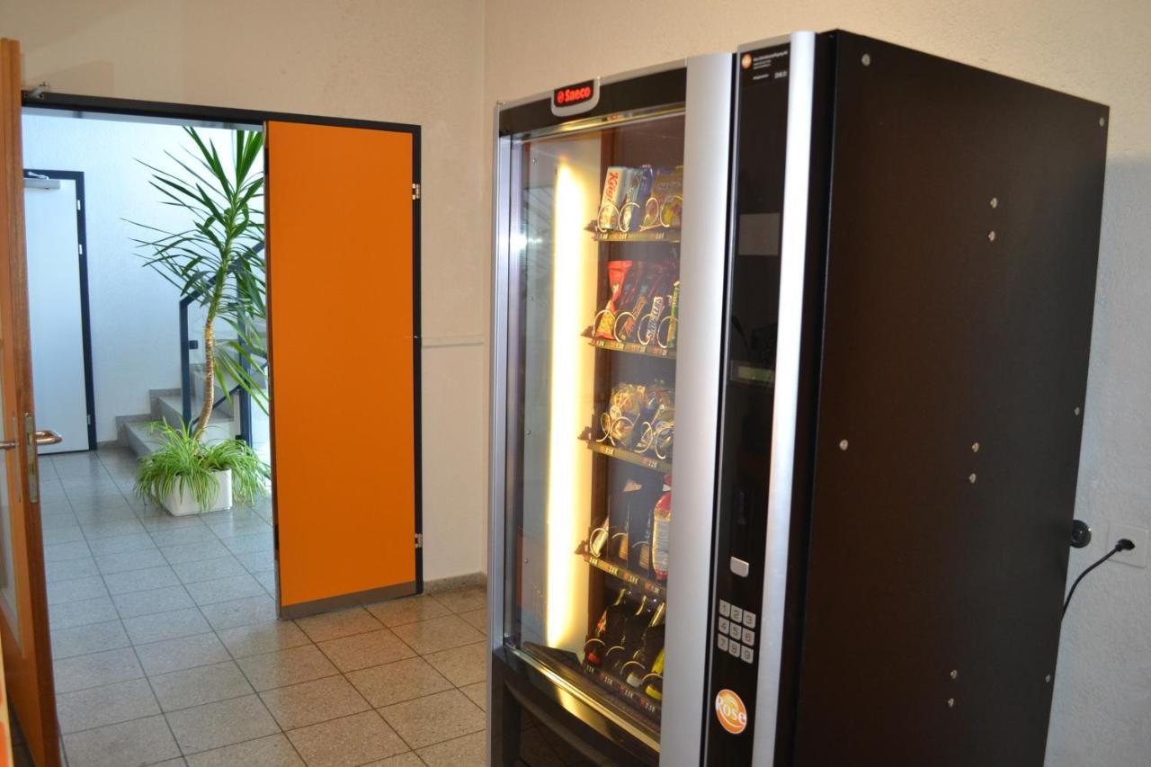 Budget Motel Self Check-In Dällikon Exteriér fotografie