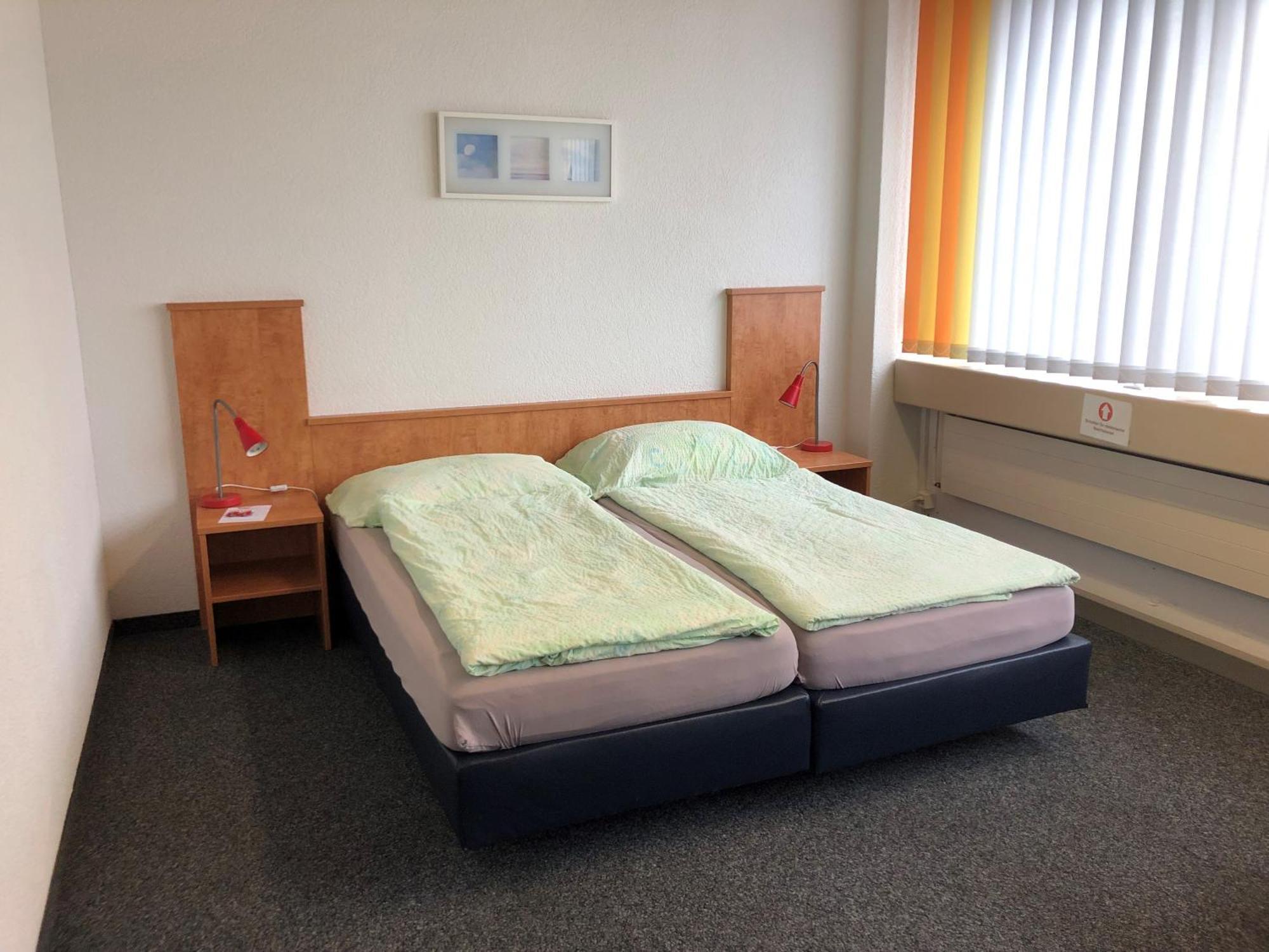 Budget Motel Self Check-In Dällikon Exteriér fotografie