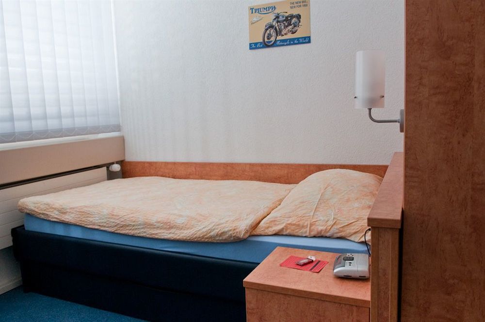 Budget Motel Self Check-In Dällikon Exteriér fotografie