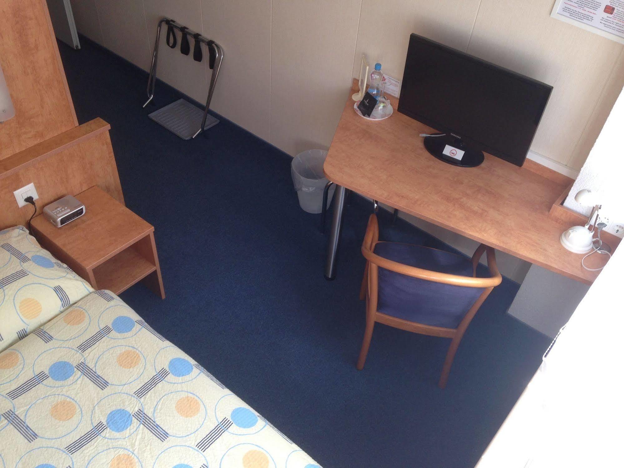 Budget Motel Self Check-In Dällikon Exteriér fotografie